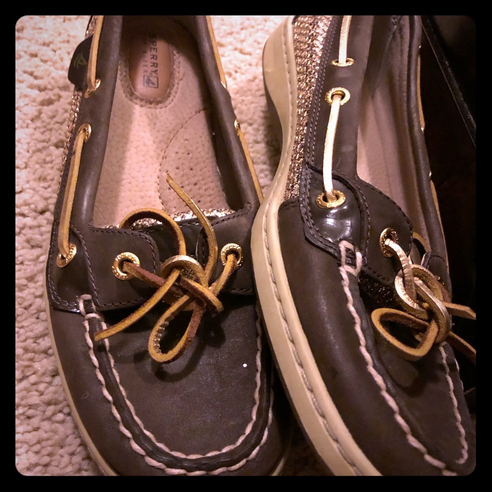 Brand new sperry shoes